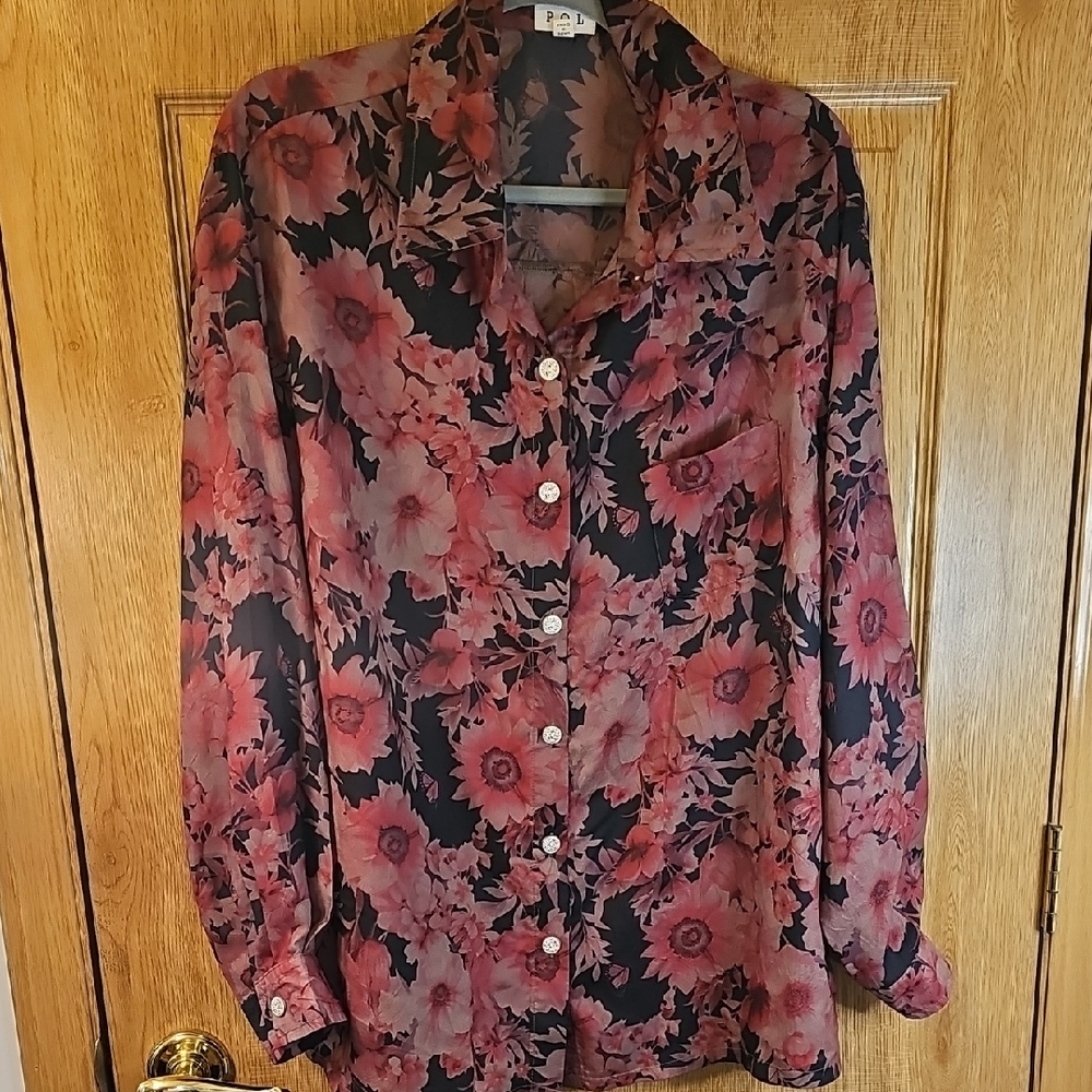 POL Black and Red Floral Blouse